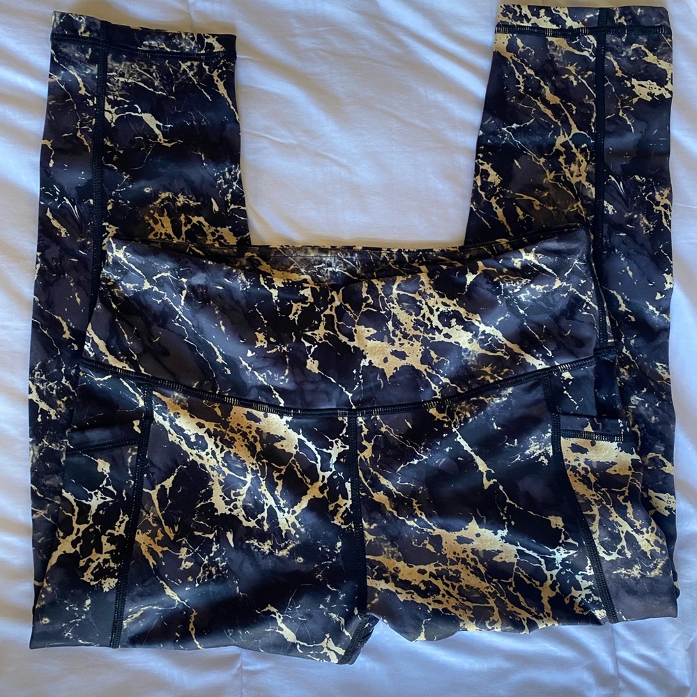 CVG leggings. Cropped size medium